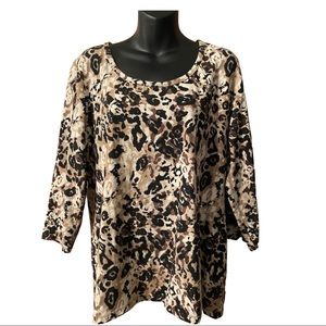 ANIMAL PRINT TOP SIZE XL 3/4 SLEEVE
